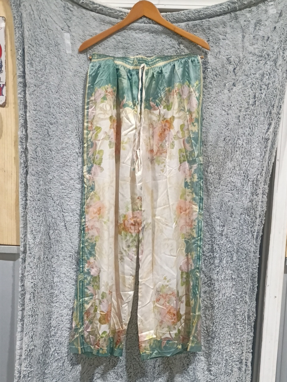 Polyester Floral Wide-Leg Pants in Teal and Cream